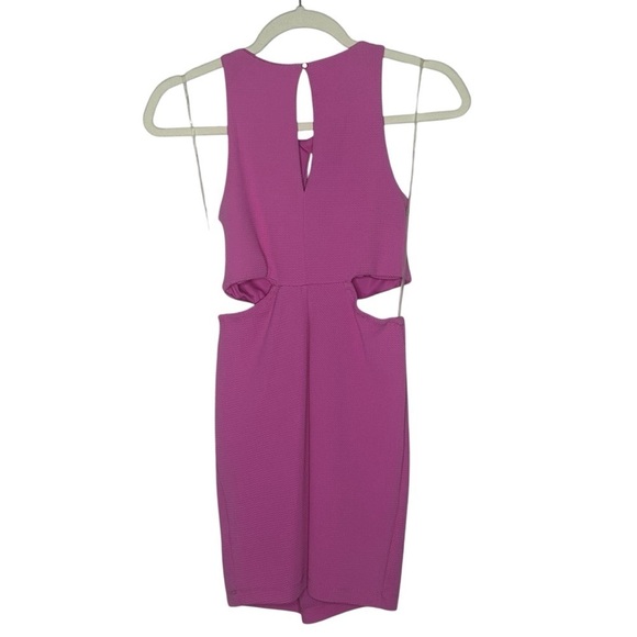 Wild Fable Women's Sleeveless Twist-Front Bodycon Dress - Picture 2 of 12